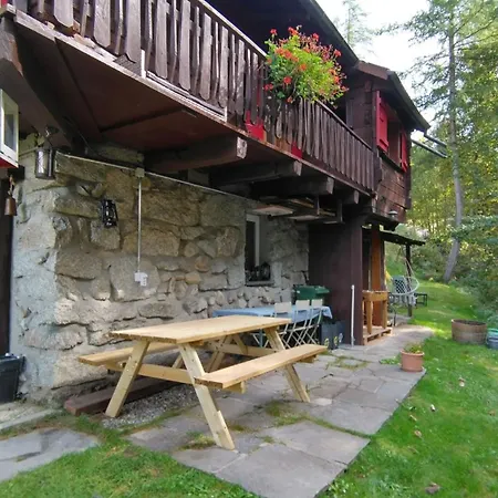 Petit Chalet Rustique Et Bucolique Bovernier Exterior photo
