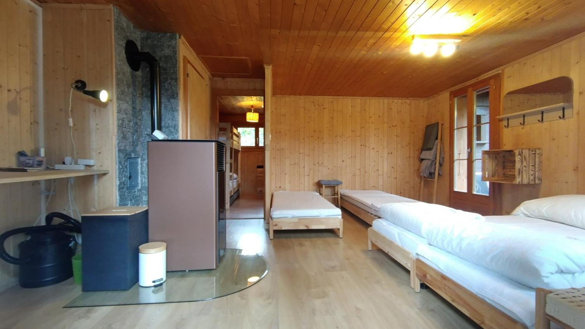 Chalet Petit Rustique Et Bucolique *